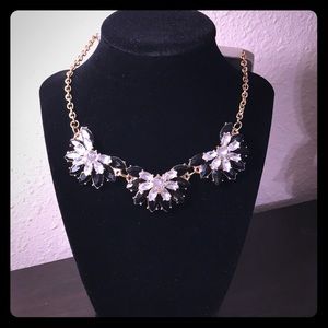 Black and white classy necklace.